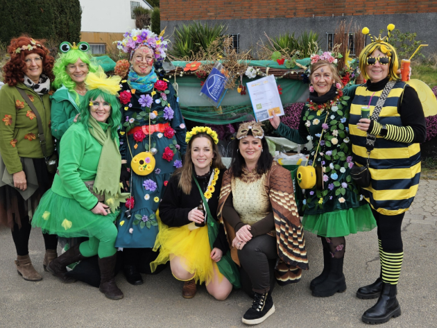 BiCK-Team aus Elsig beim Karnevalszug 2025